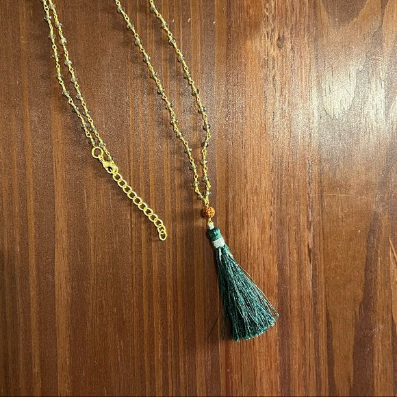 Emerald Green Tassel Long Necklace - Picture 2 of 4